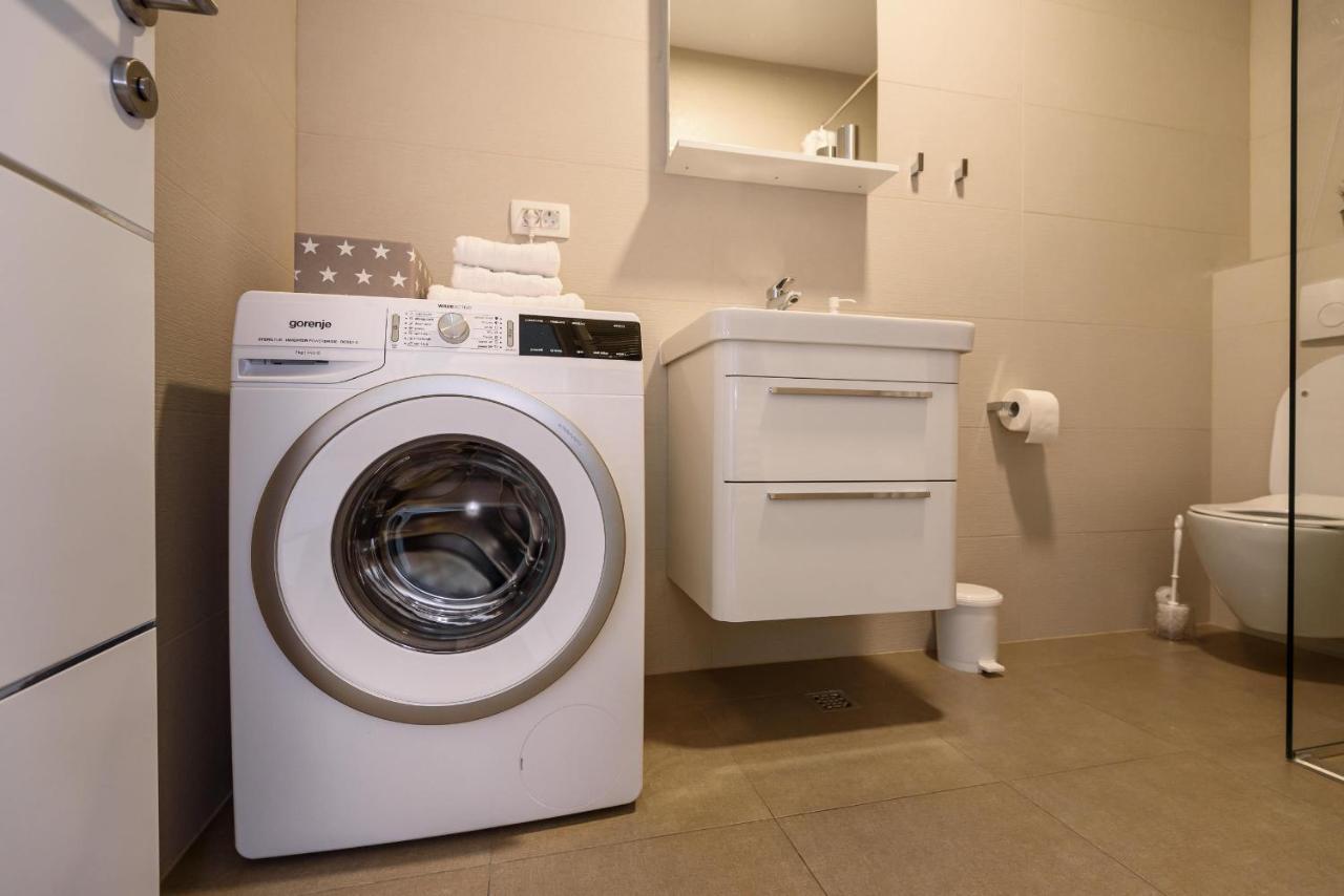 Metković Neretva Valley Apartments - Heated Pool מראה חיצוני תמונה