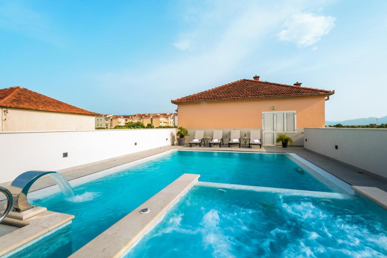 Metković Neretva Valley Apartments - Heated Pool מראה חיצוני תמונה