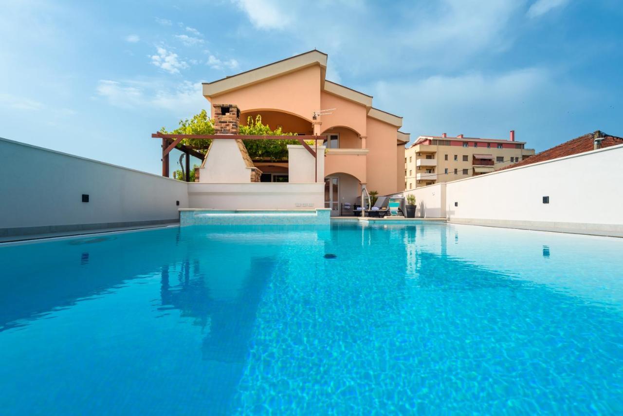 Metković Neretva Valley Apartments - Heated Pool מראה חיצוני תמונה