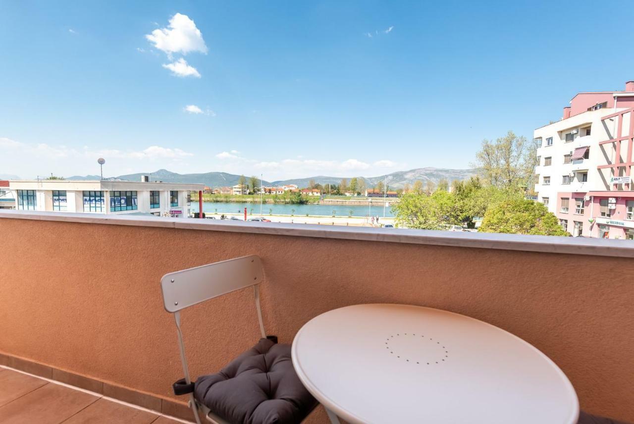 Metković Neretva Valley Apartments - Heated Pool מראה חיצוני תמונה